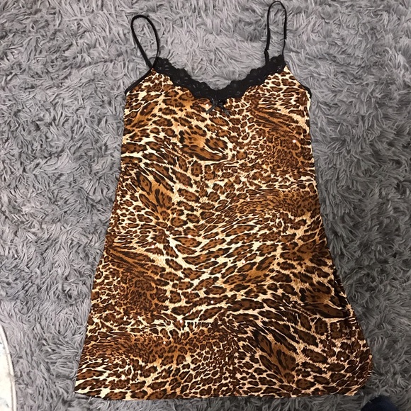 Undercover - Slip - Picture 1 of 8